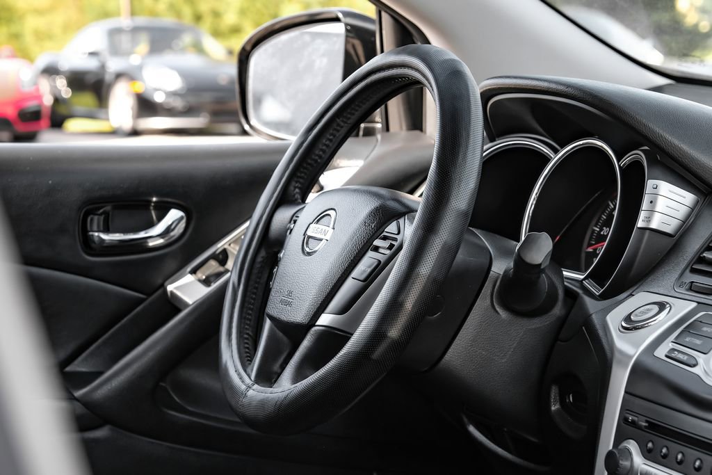 Used 2010 Nissan Murano SL w/ Leather Pkg FWD image 11