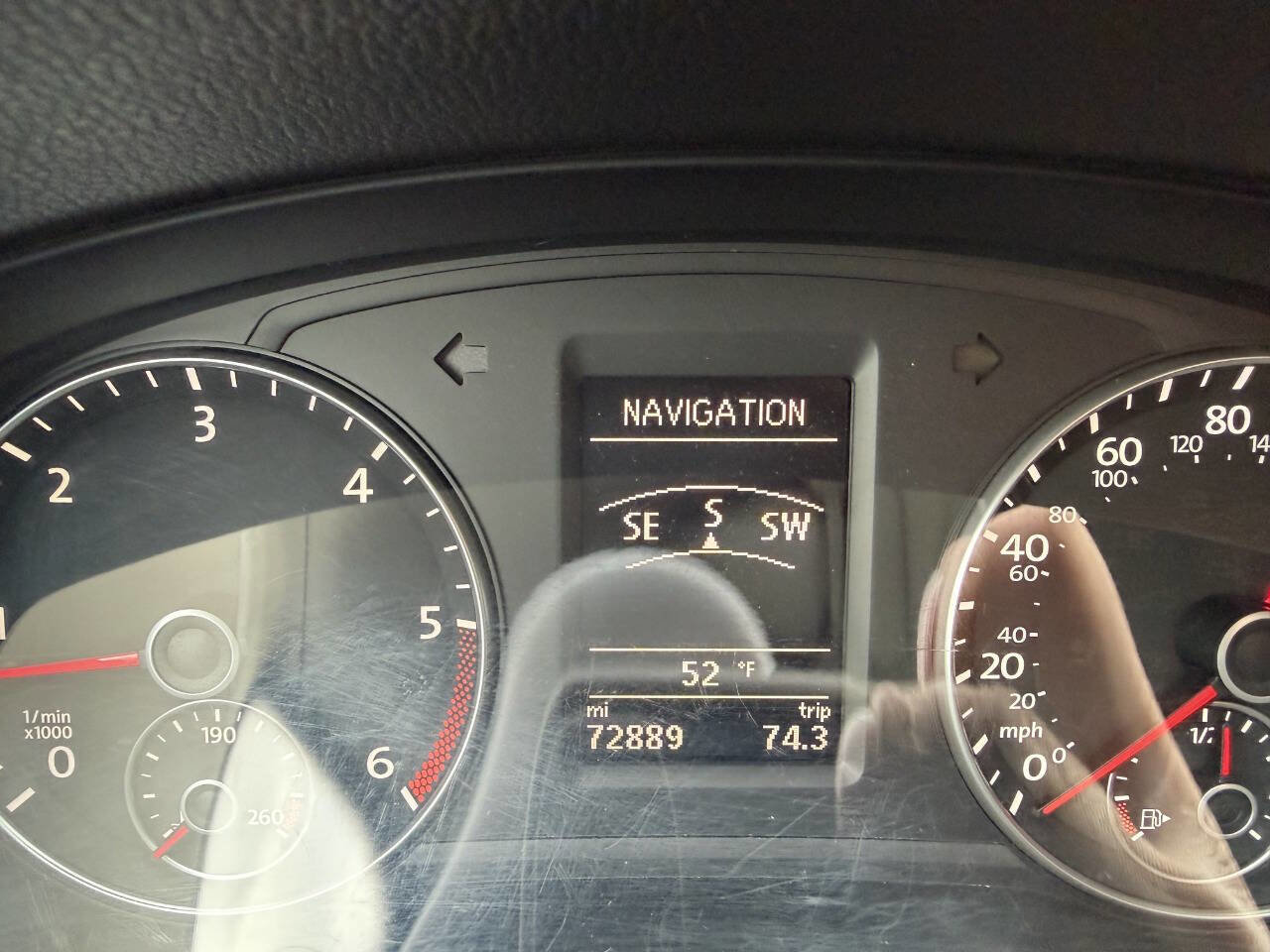 Used 2015 Volkswagen Passat TDI SEL Premium image 15