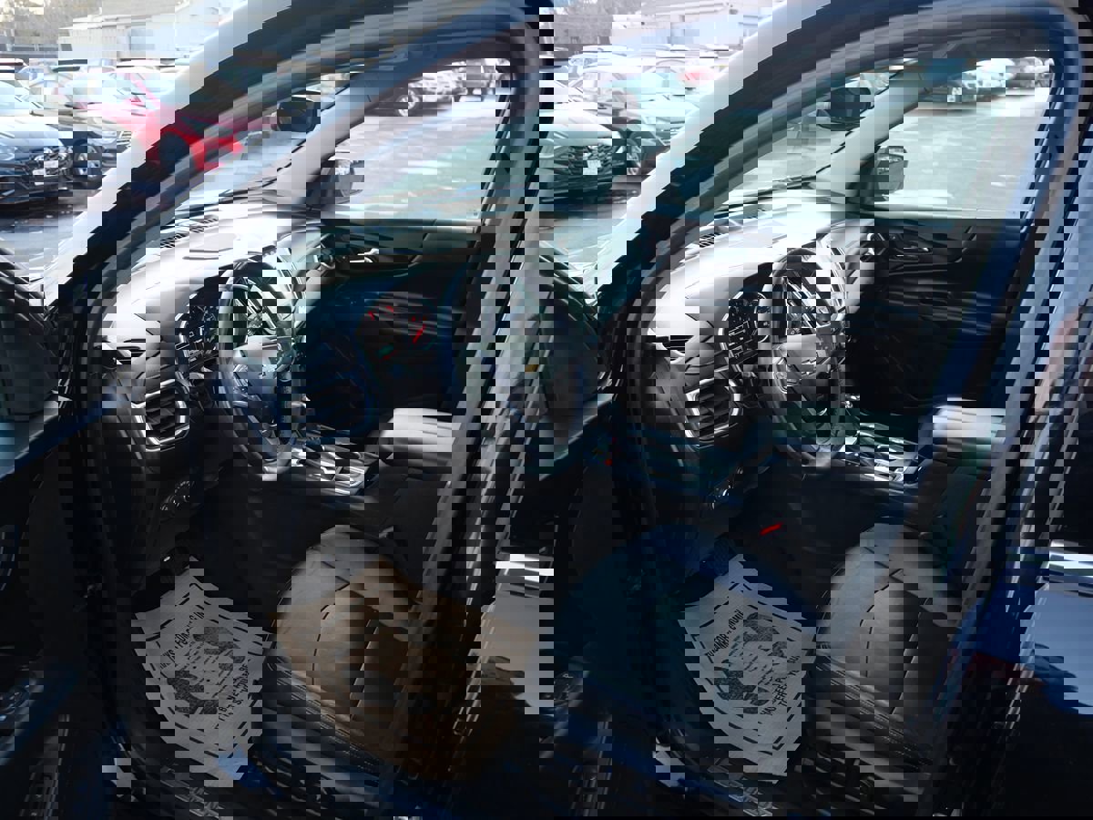 Used 2018 Chevrolet Equinox Premier image 9