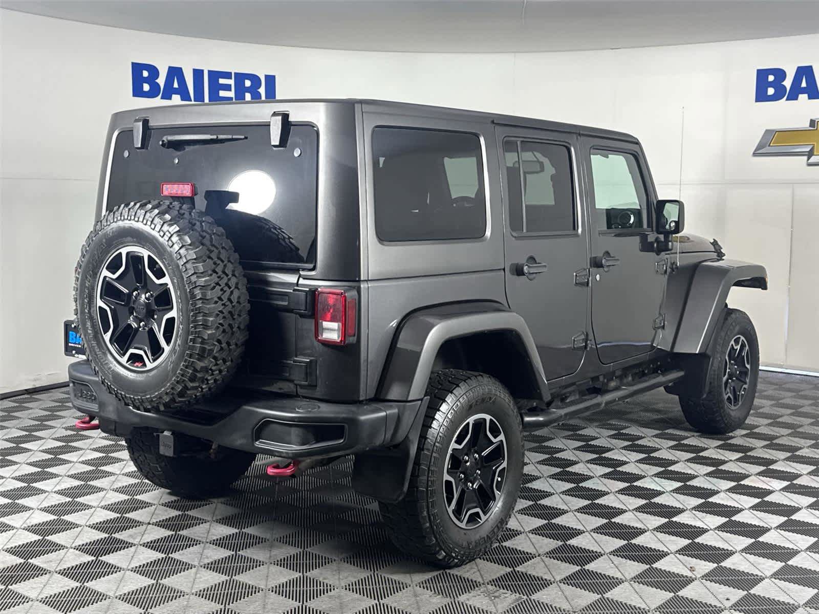 Used 2016 Jeep Wrangler Unlimited Rubicon AWD/4WD image 5