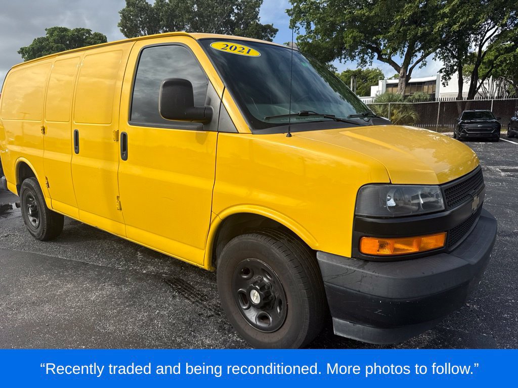 Used 2021 Chevrolet Express 2500 w/ Driver Convenience Package RWD image 1