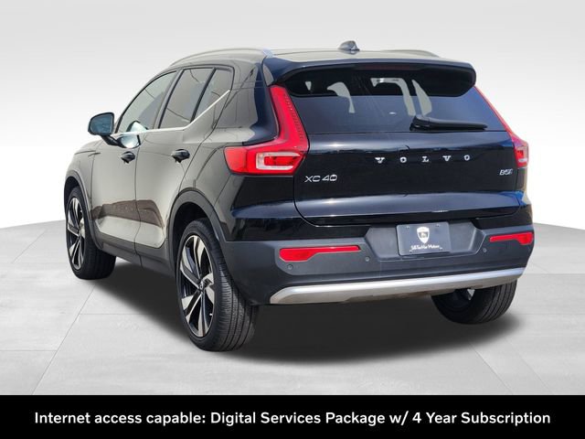 Certified 2023 Volvo XC40 B5 Ultimate w/ Climate Package AWD/4WD image 7