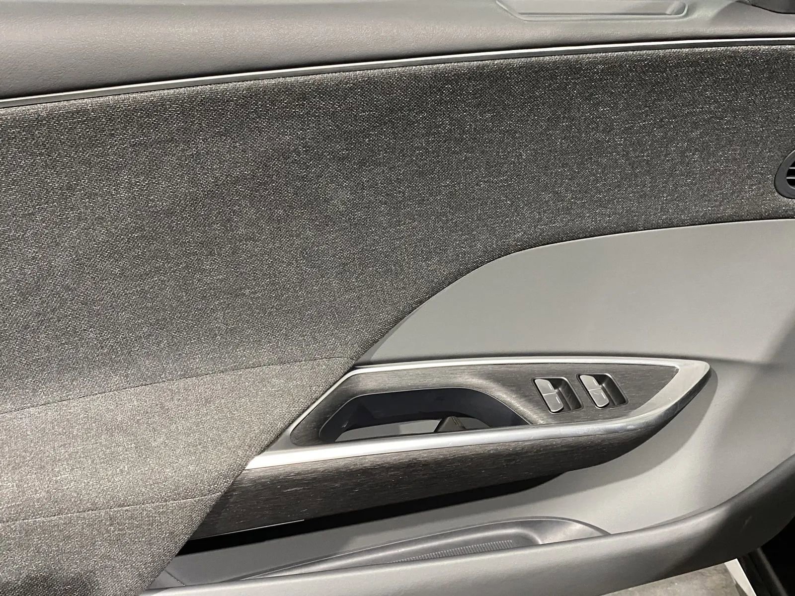 Used 2024 Lucid Air Pure image 12