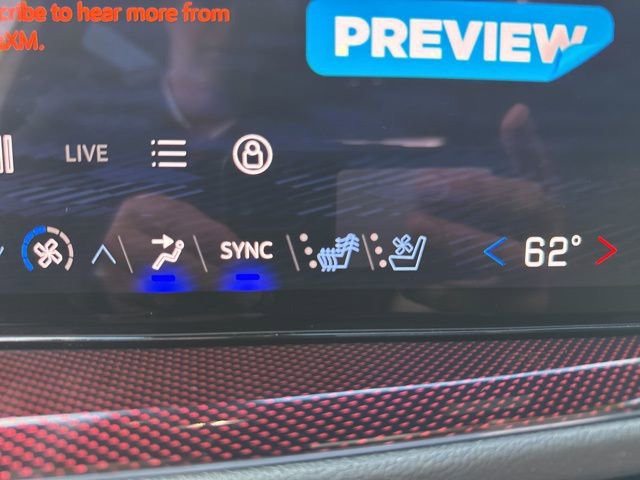 Used 2024 Chevrolet Traverse RS image 20