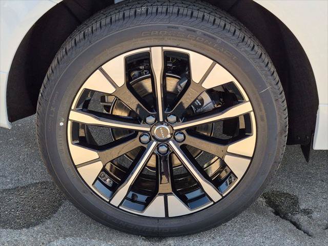 New 2027 Volvo XC60 B5 Plus AWD/4WD image 6