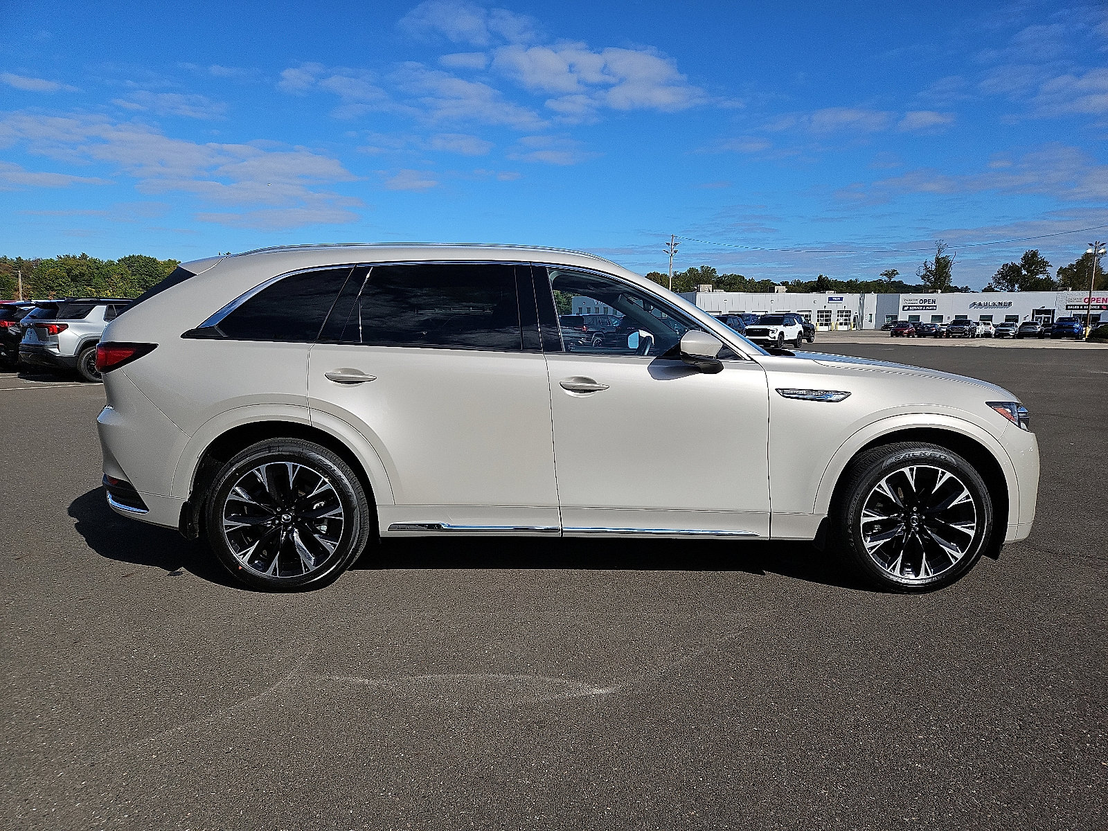 Certified 2025 MAZDA CX-90 3.3 Turbo S w/ Premium Package image 6