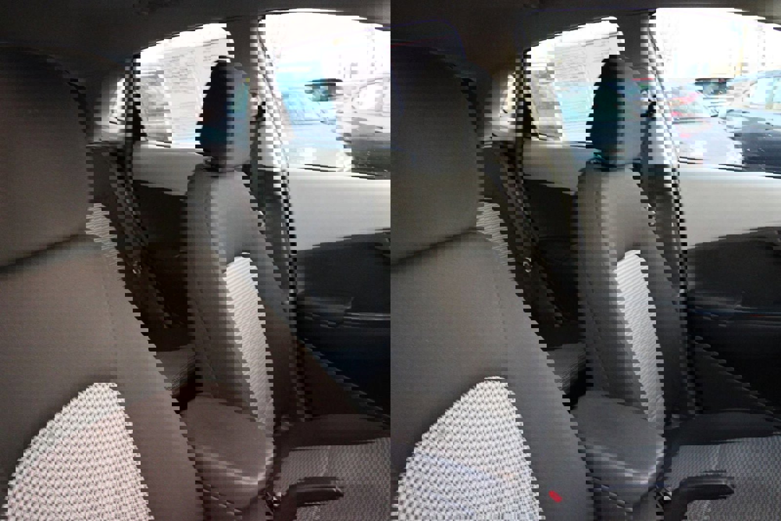 Used 2021 Hyundai Kona SE image 21