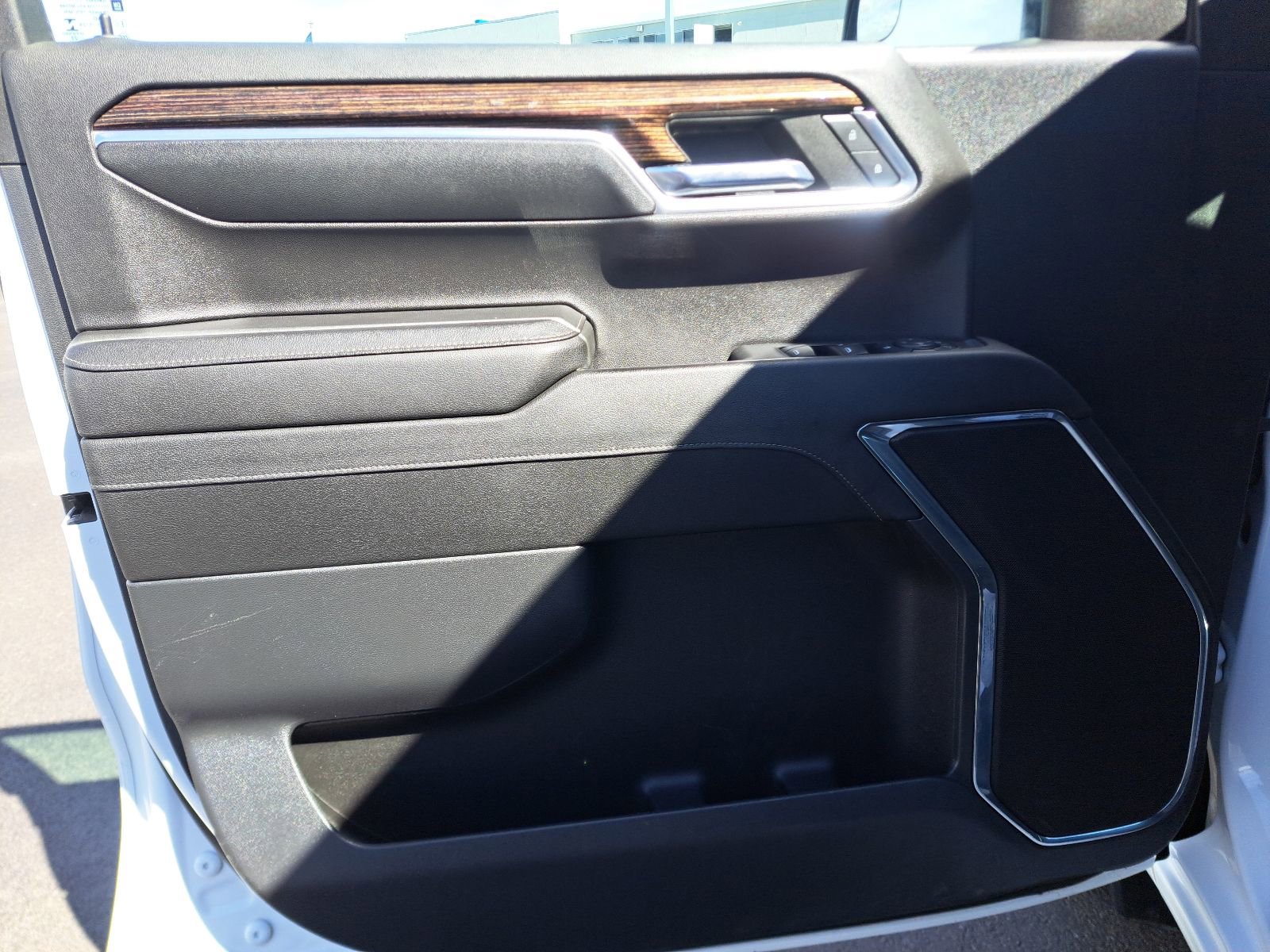 Used 2023 GMC Sierra 1500 SLE image 19