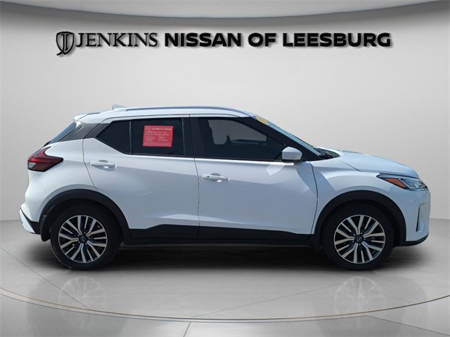 Certified 2023 Nissan Kicks SV image 3