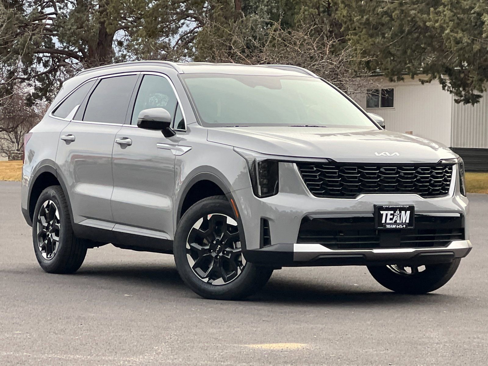 New 2026 Kia Sorento S AWD/4WD image 2