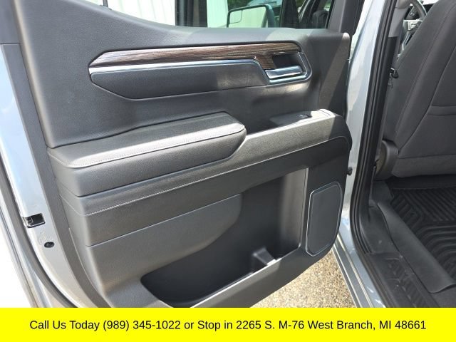 Used 2023 Chevrolet Silverado 1500 LT AWD/4WD image 34