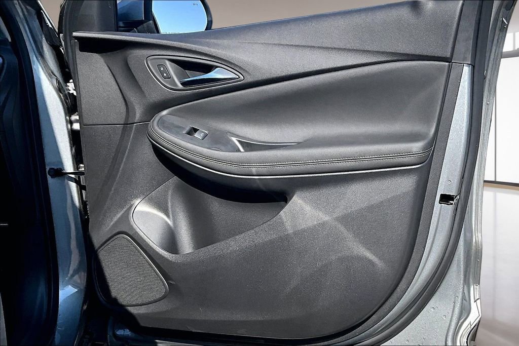 Certified 2024 Buick Encore GX Preferred w/ Comfort Package image 18