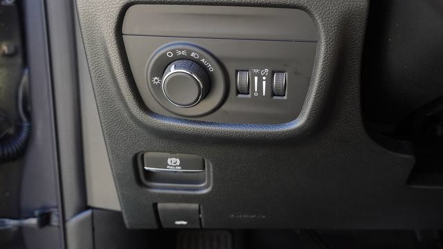 New 2026 Jeep Grand Cherokee Laredo X RWD image 22