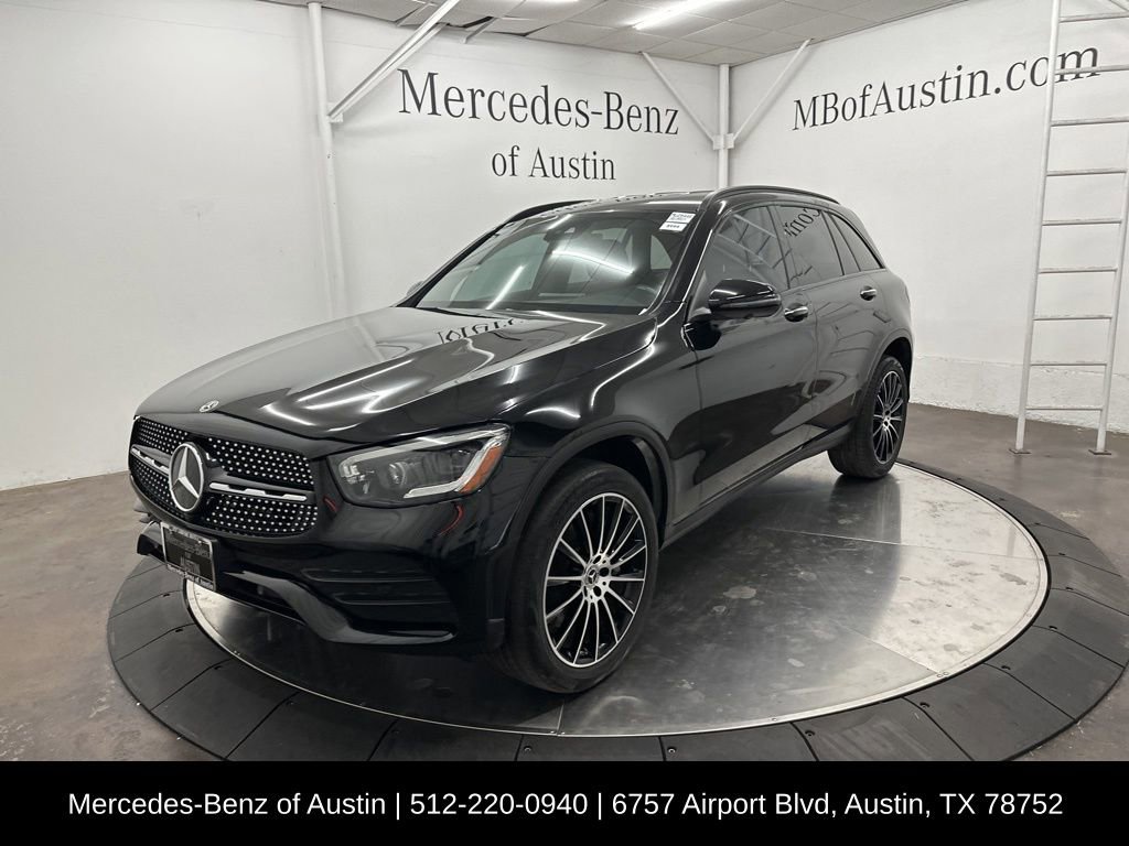 Used 2022 Mercedes-Benz GLC 300 4MATIC image 3