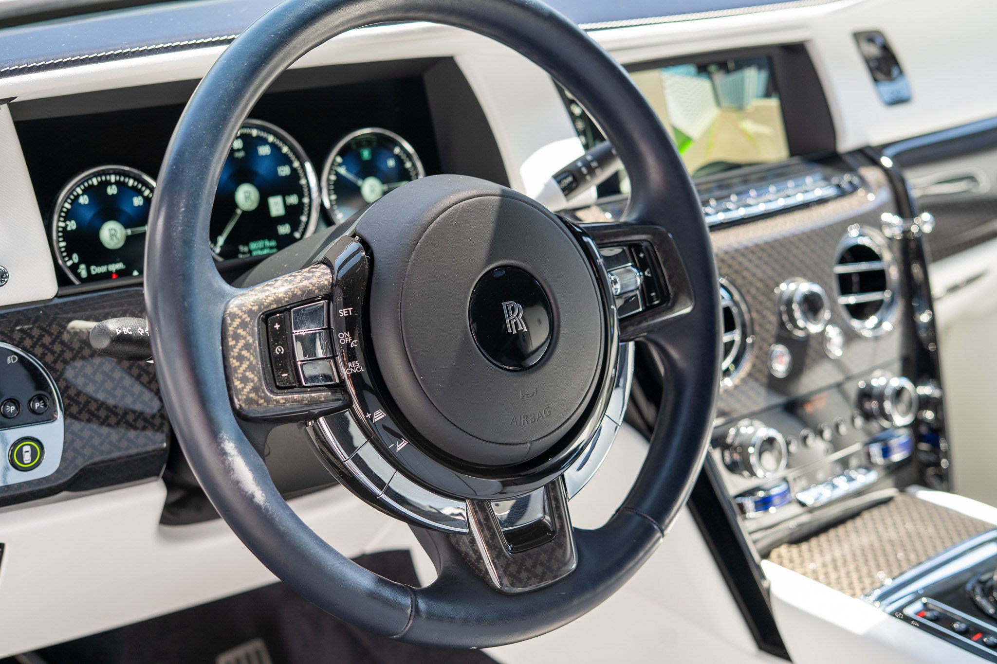 Certified 2024 Rolls-Royce Cullinan Black Badge w/ Leather Finishing Pack AWD/4WD image 14