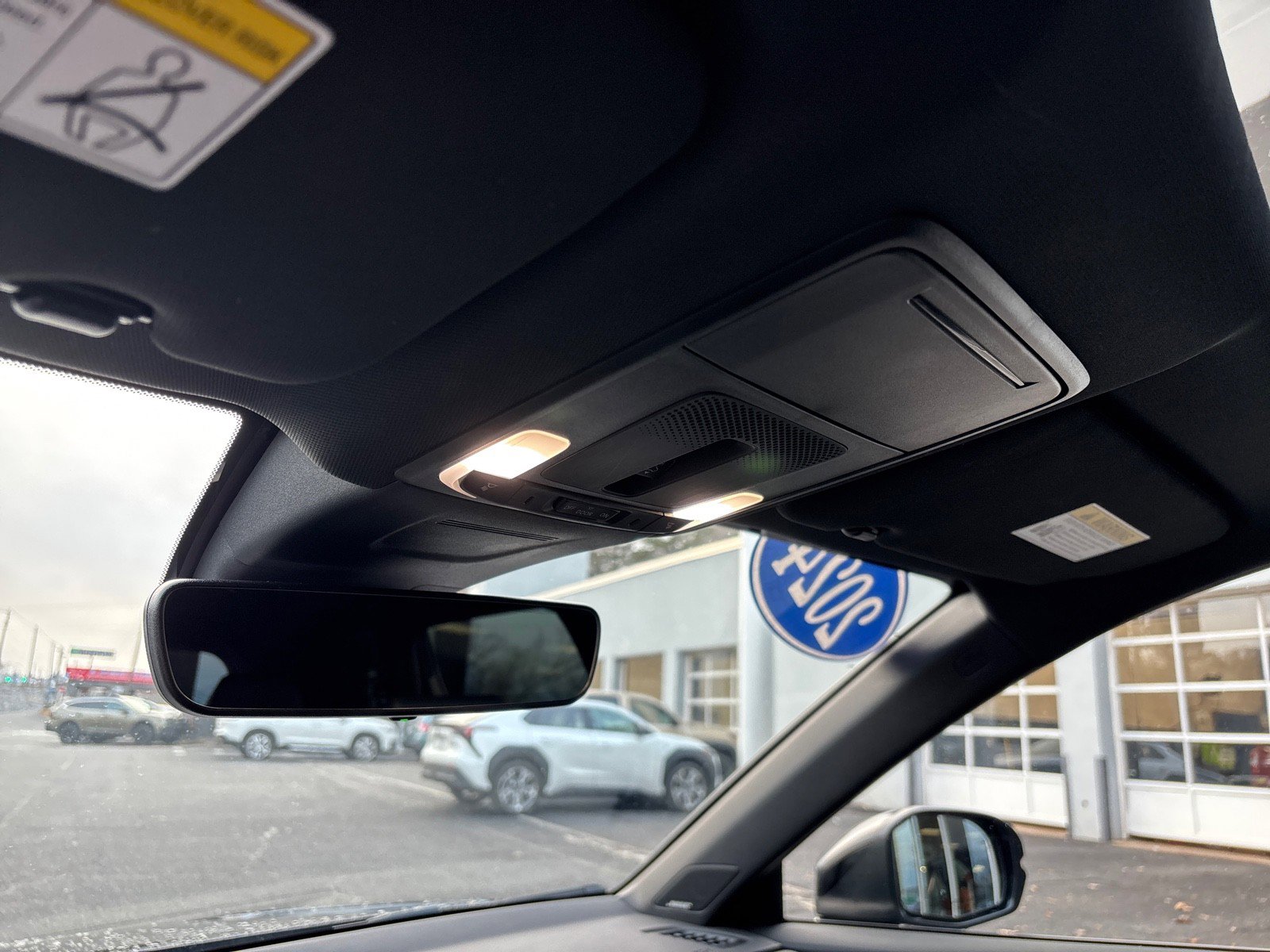 Used 2024 Honda CR-V Sport Touring image 28