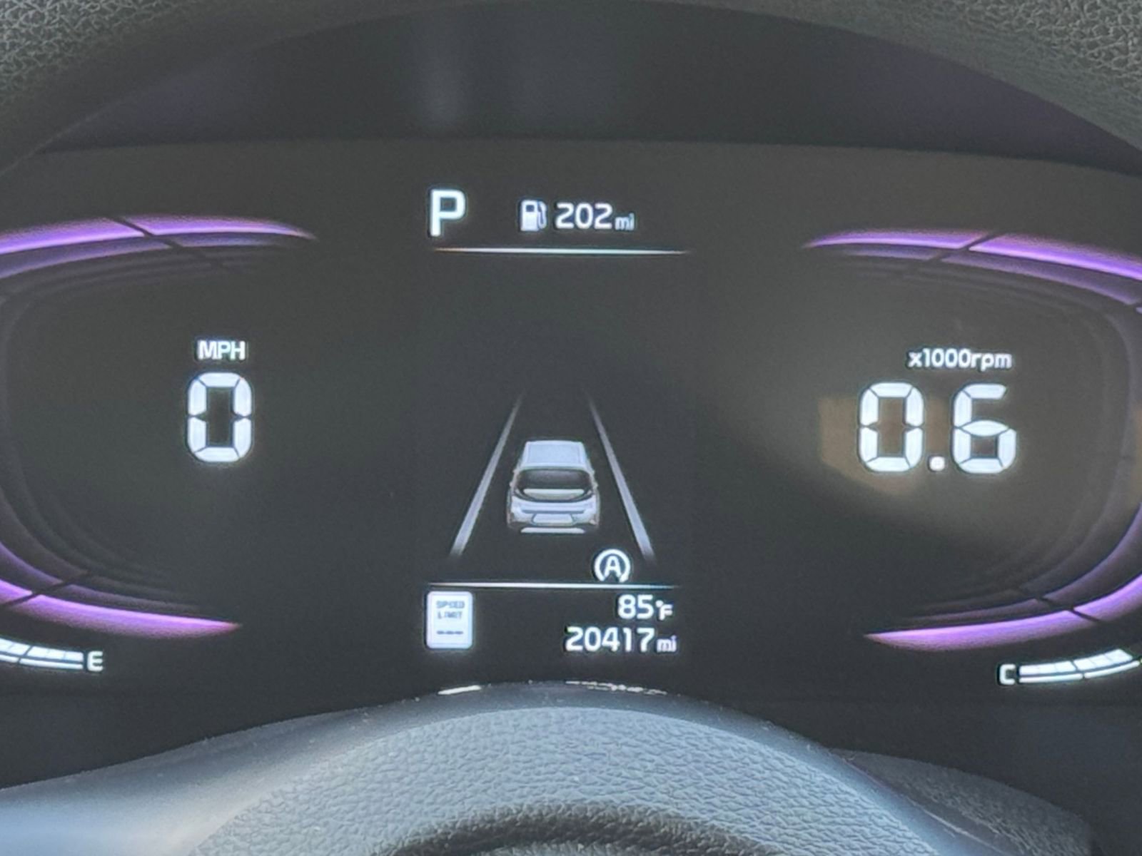 Used 2025 Kia Soul LX w/ LX Technology Package FWD image 38