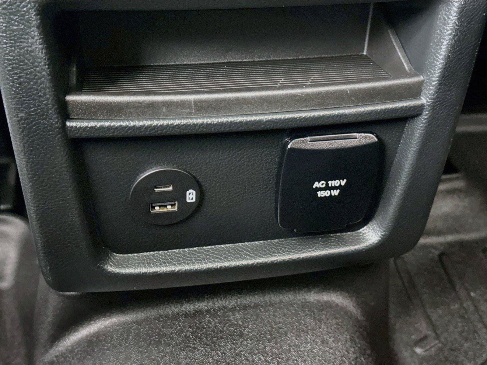 Used 2021 Ford Edge ST-Line FWD image 39