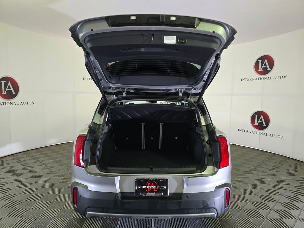 Used 2025 MINI Cooper Countryman S w/ Comfort Package Max image 8