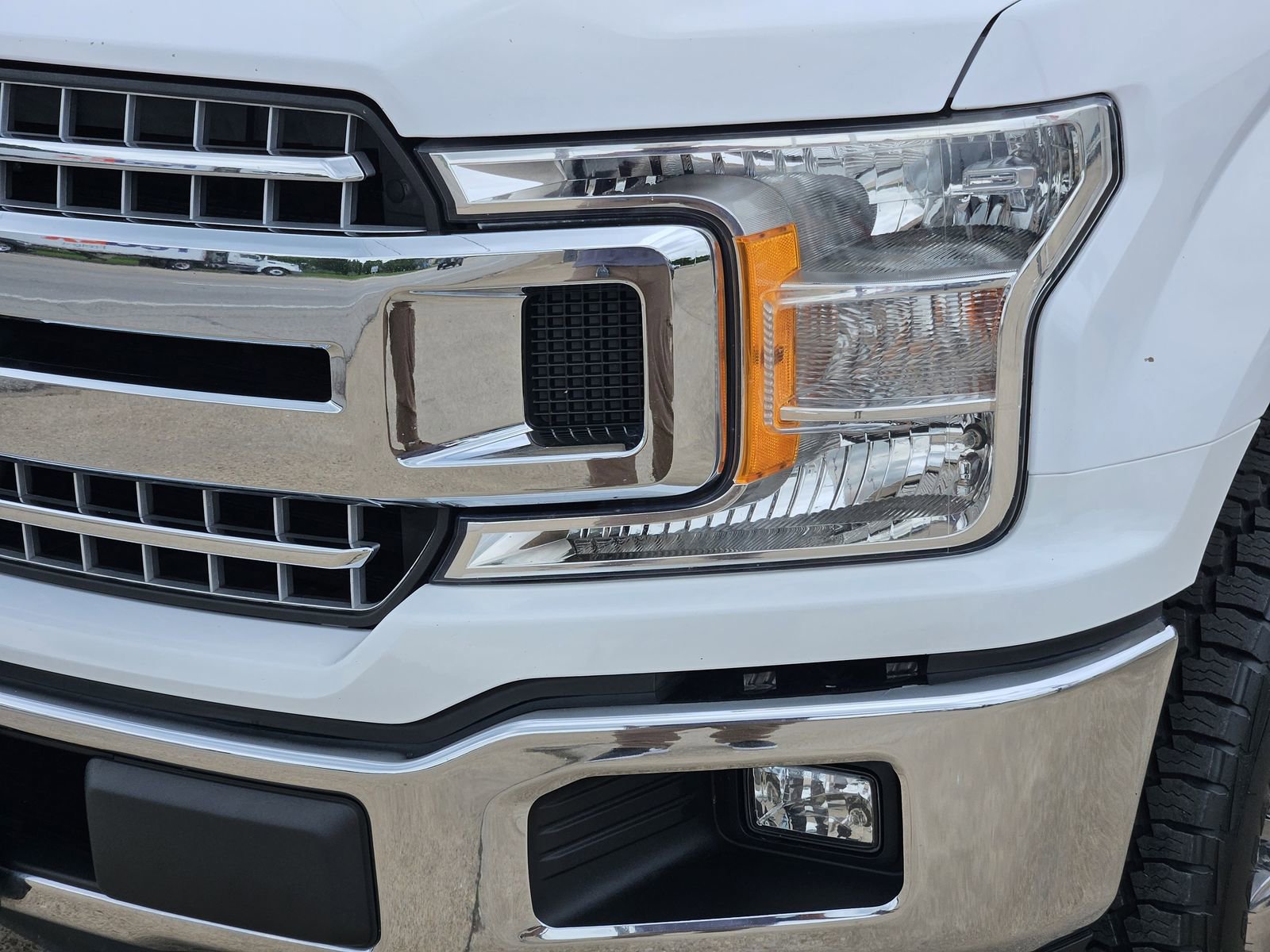 Used 2018 Ford F150 XLT w/ Equipment Group 301A Mid AWD/4WD image 11