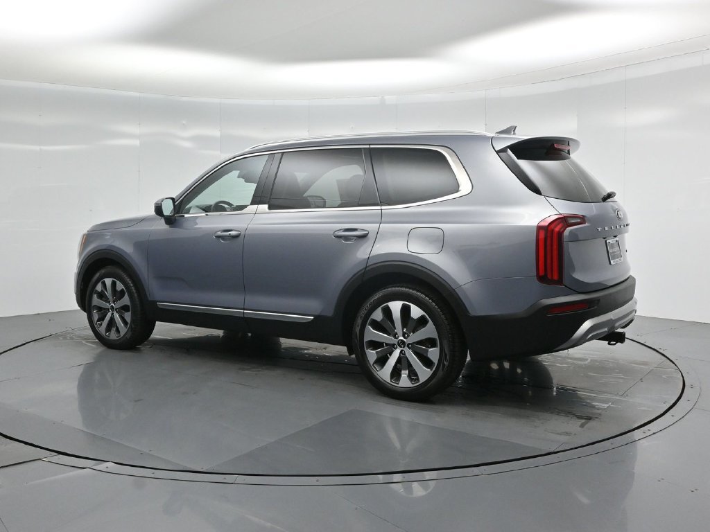 Used 2021 Kia Telluride EX w/ EX Premium Package FWD image 6