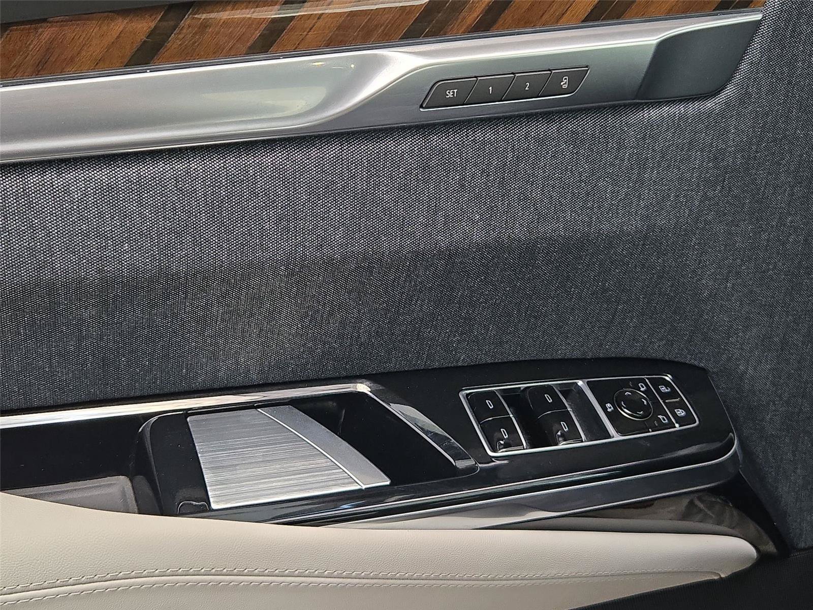 New 2026 Cadillac Escalade Platinum Sport w/ LPO, ONYX Package AWD/4WD image 26