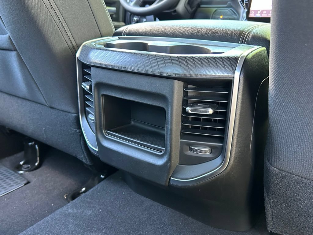 New 2026 RAM 3500 Big Horn AWD/4WD image 43