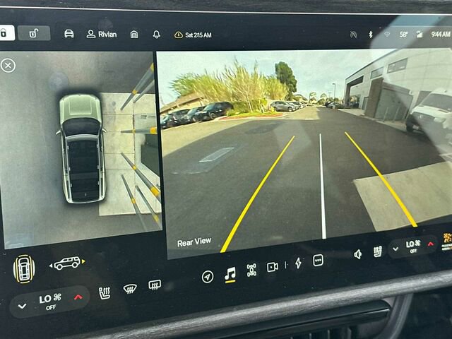 Used 2022 Rivian R1S Launch Edition image 26