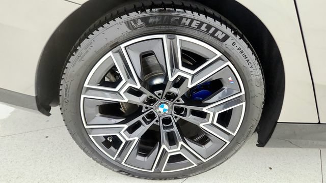 Used 2026 BMW i5 eDrive40 w/ M Sport Package RWD image 79