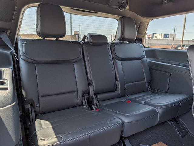 New 2027 Ford Expedition Platinum w/ Stealth Appearance Package AWD/4WD image 25