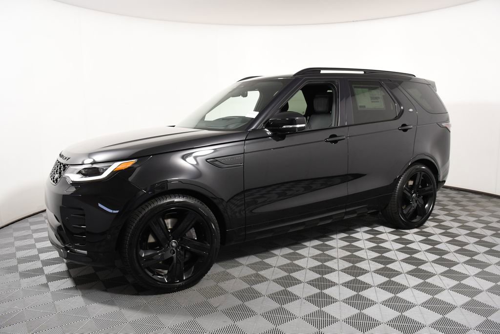 Certified 2025 Land Rover Discovery Dynamic SE image 2