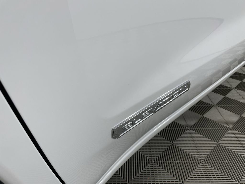 Used 2021 GMC Sierra 1500 Elevation image 31