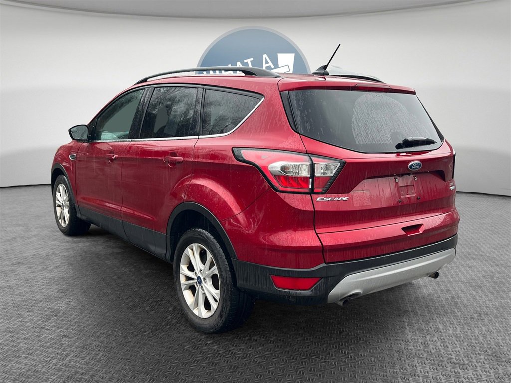 Used 2018 Ford Escape SE w/ SE Sync 3 Package image 6
