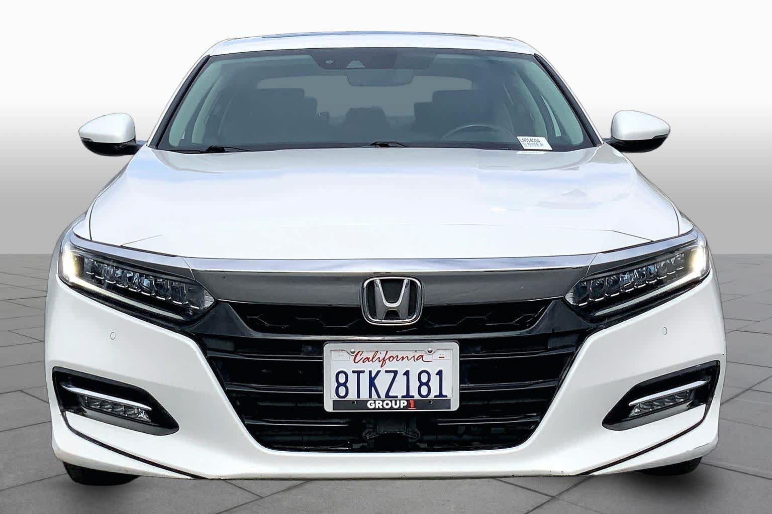 Used 2020 Honda Accord Touring image 3