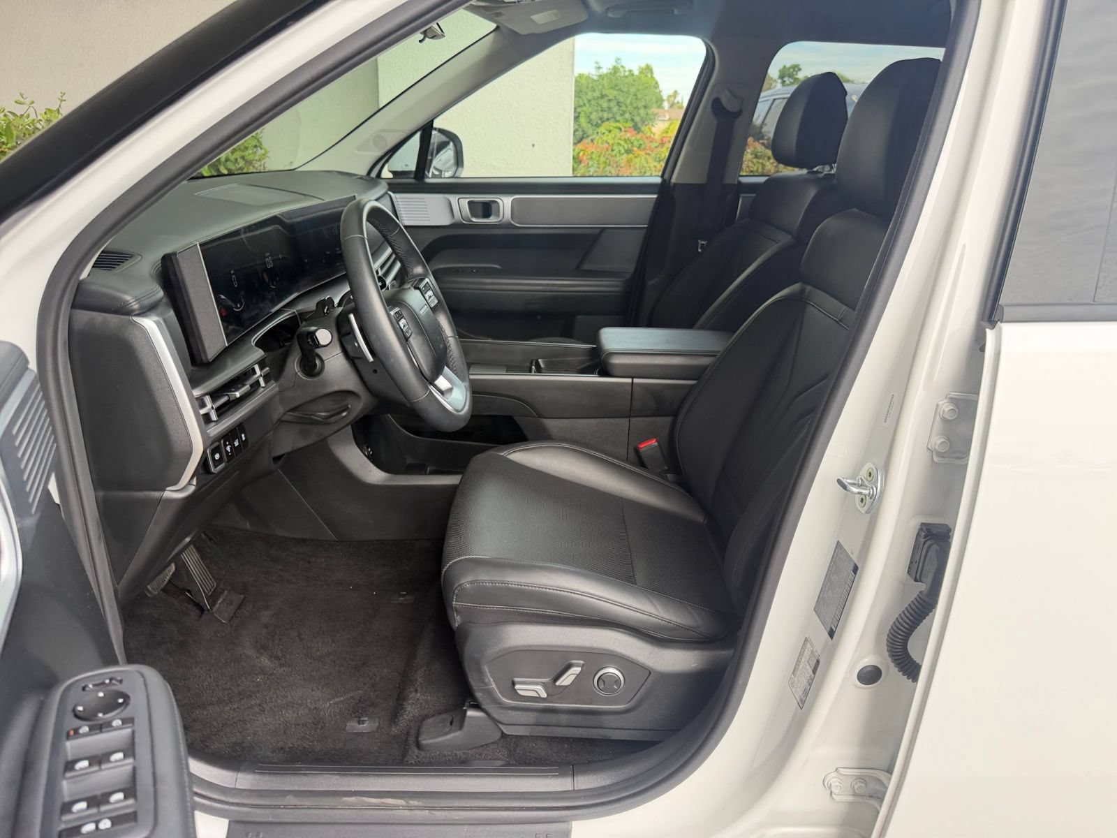 Used 2026 Hyundai Santa Fe SEL FWD image 28