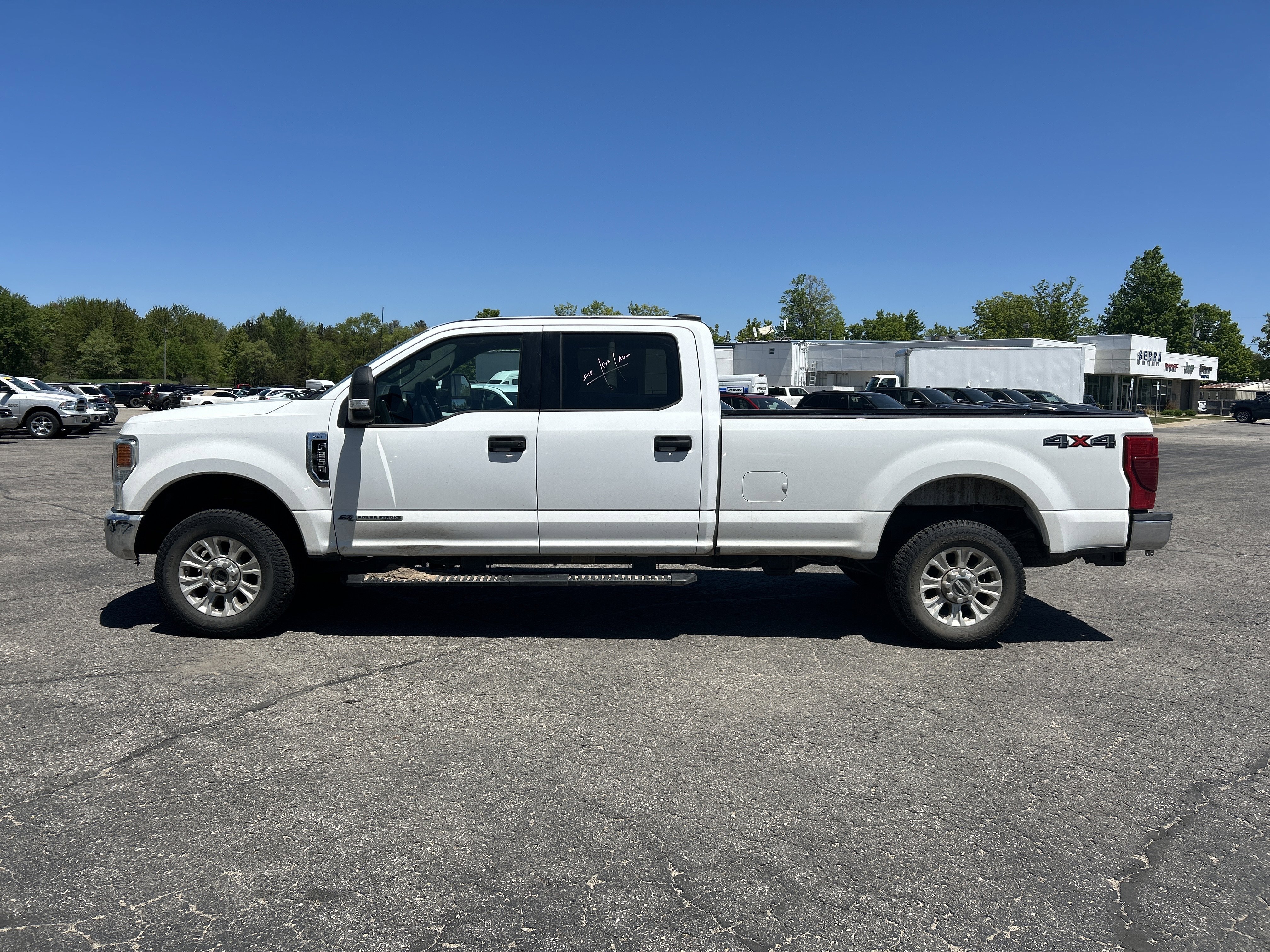 Used 2022 Ford F250 XLT AWD/4WD image 7