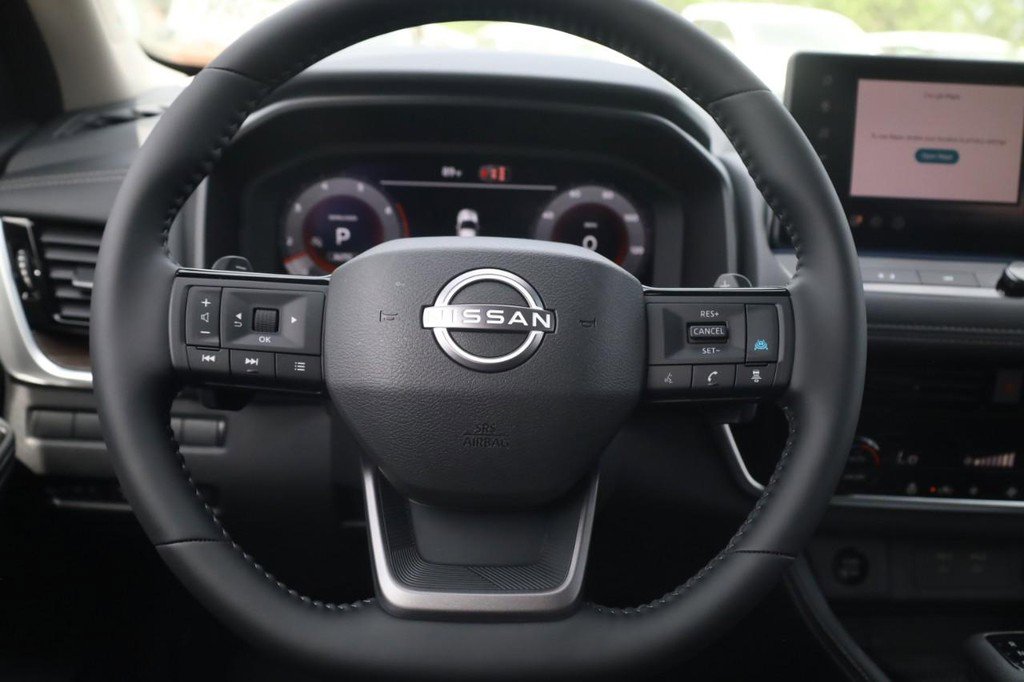 New 2026 Nissan Rogue Platinum image 8