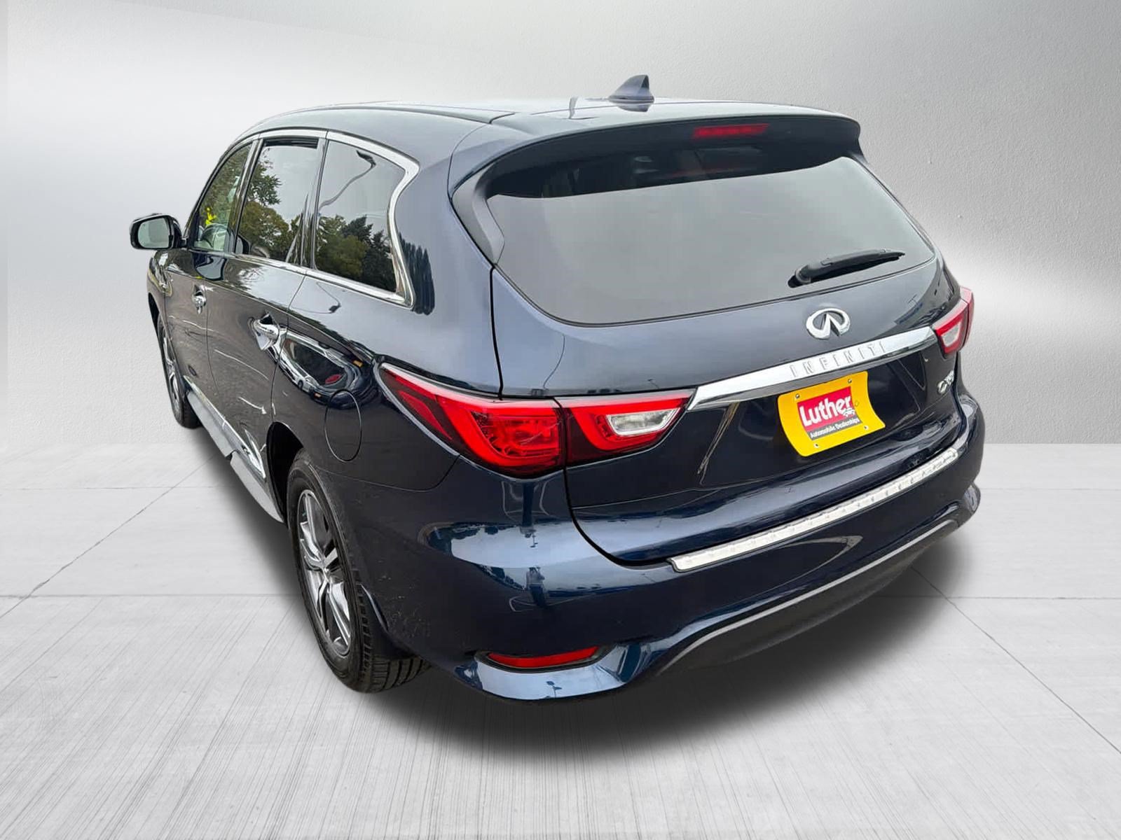 Used 2017 INFINITI QX60 Luxe AWD/4WD image 9