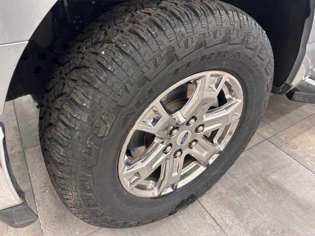 Certified 2022 Ford F150 Lariat w/ Equipment Group 502A High image 40