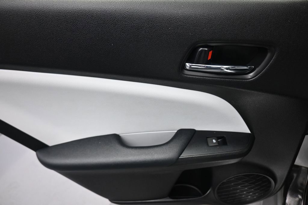 Used 2017 Toyota Prius Prime Premium FWD image 29