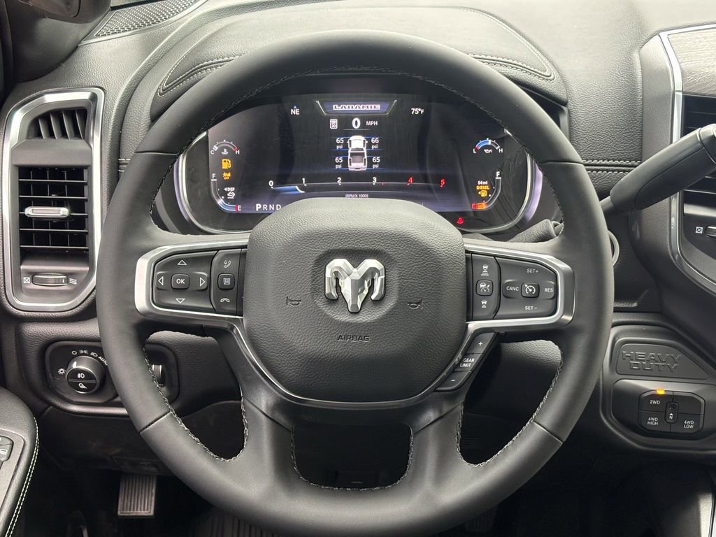 New 2026 RAM 2500 Laramie AWD/4WD image 12
