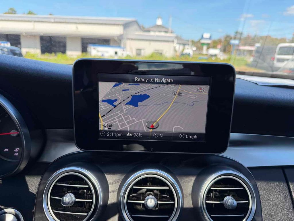 Used 2017 Mercedes-Benz C 300 4MATIC Sedan image 26