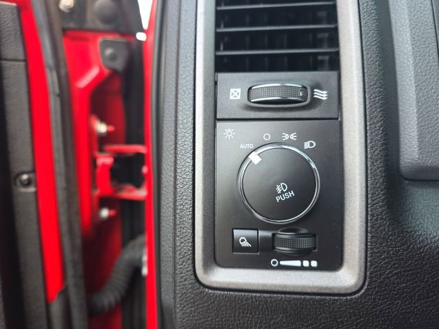 Used 2017 RAM 1500 Express w/ Express Value Package image 16