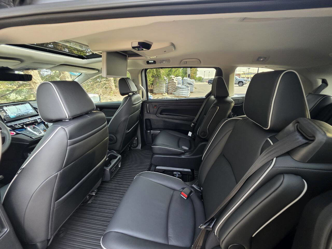 Used 2025 Honda Odyssey Touring image 23