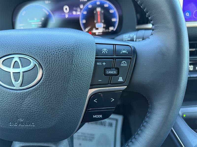 Used 2023 Toyota Crown image 30