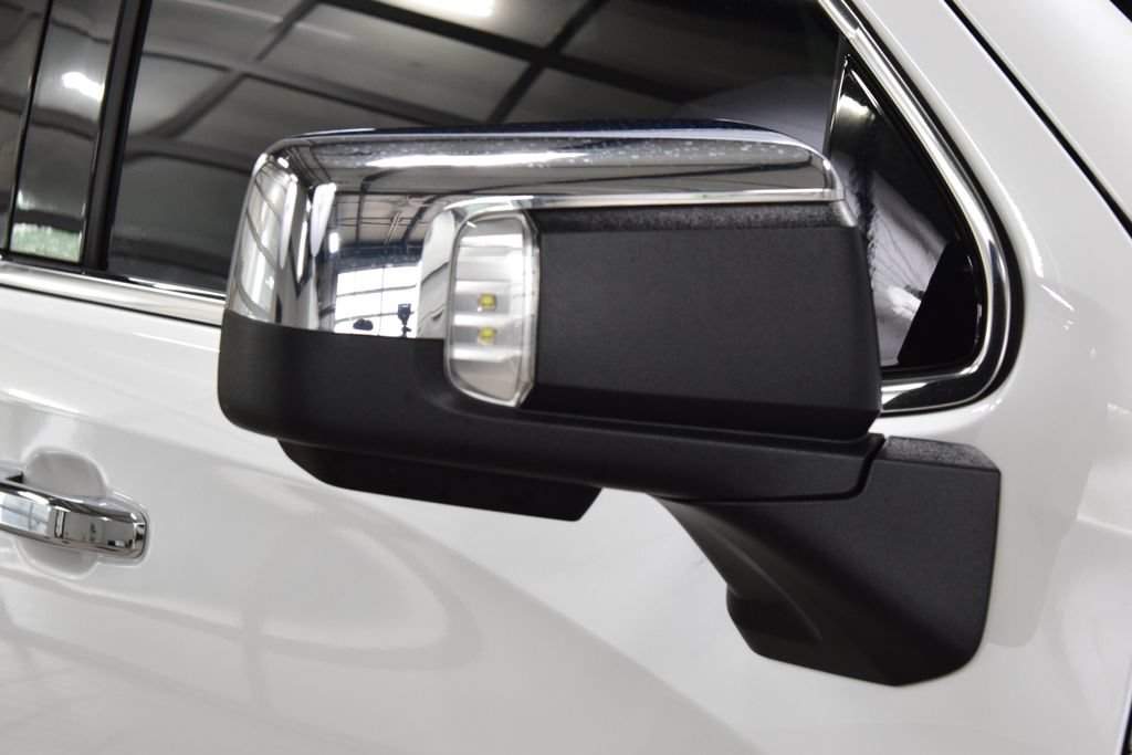 Used 2023 GMC Sierra 1500 Denali AWD/4WD image 18