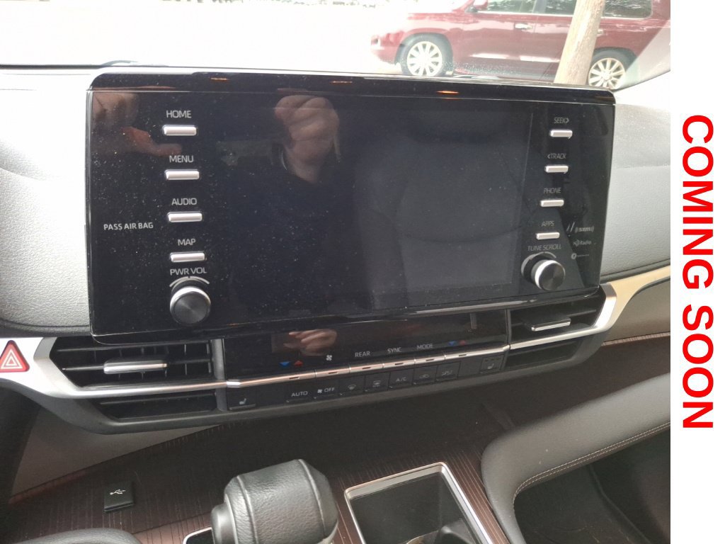 Used 2022 Toyota Sienna XLE FWD image 15