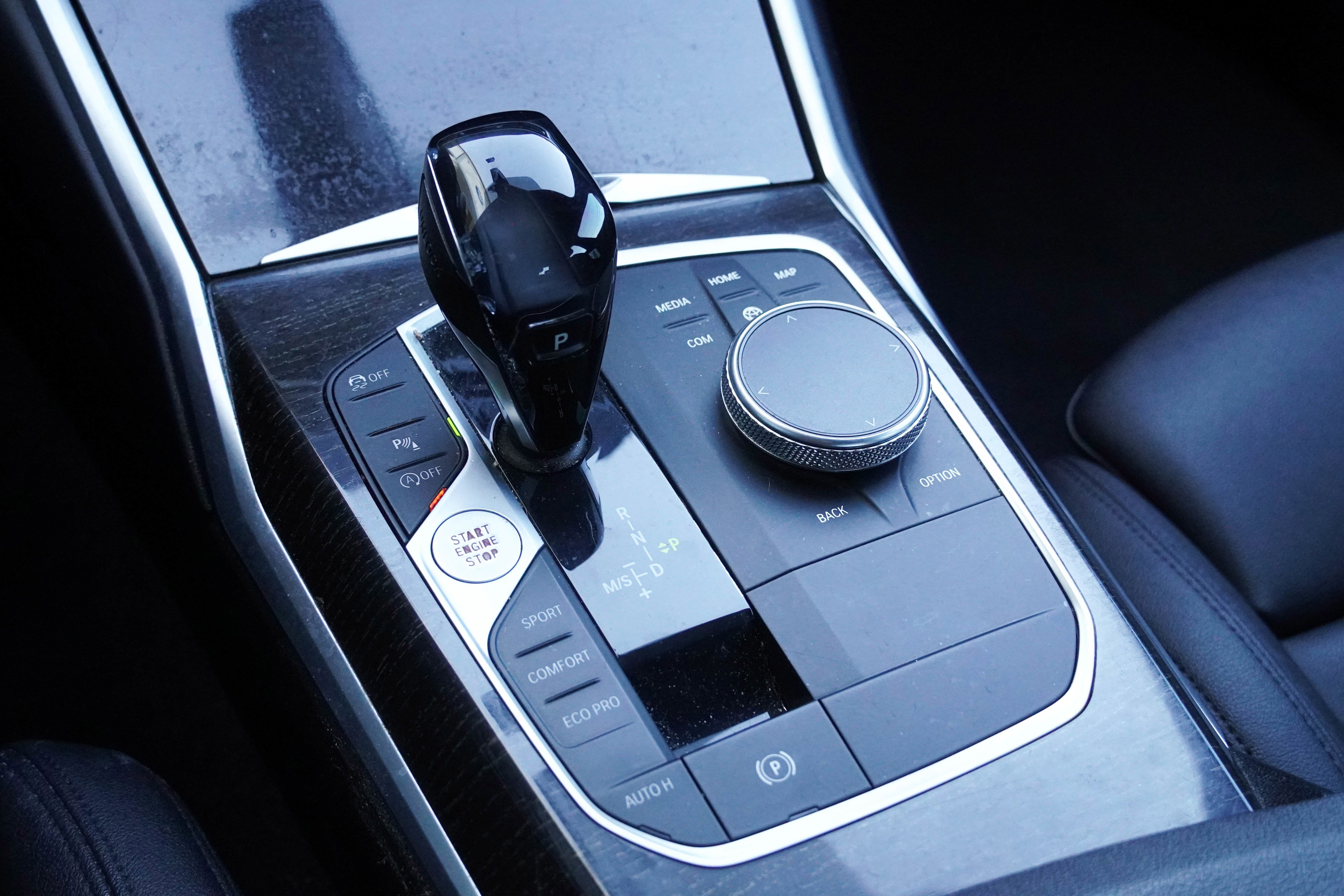 Used 2020 BMW 330i Sedan w/ Convenience Package image 28