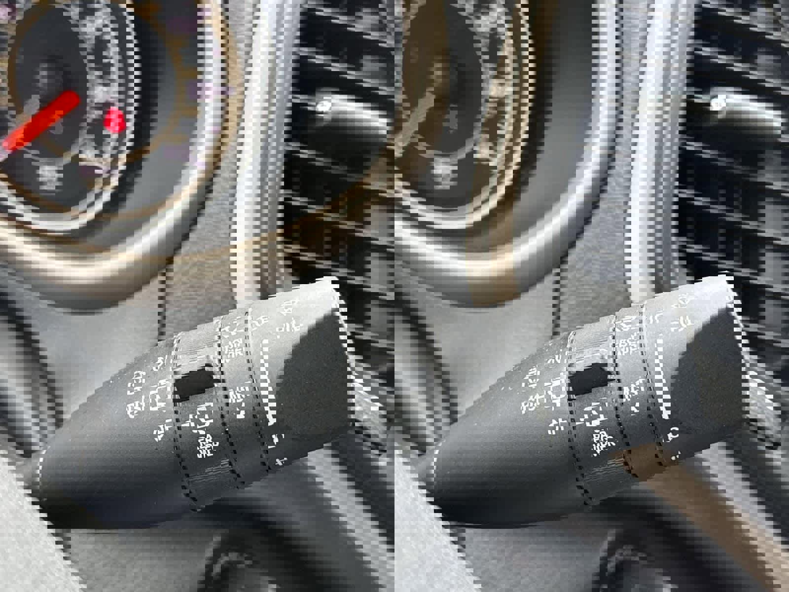 Used 2015 Jeep Cherokee Latitude w/ Cold Weather Group image 20