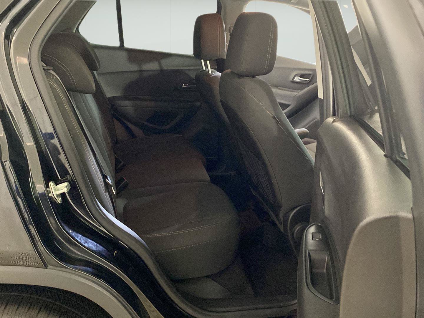 Certified 2020 Chevrolet Trax LS w/ Tint and Cruise Package FWD image 20